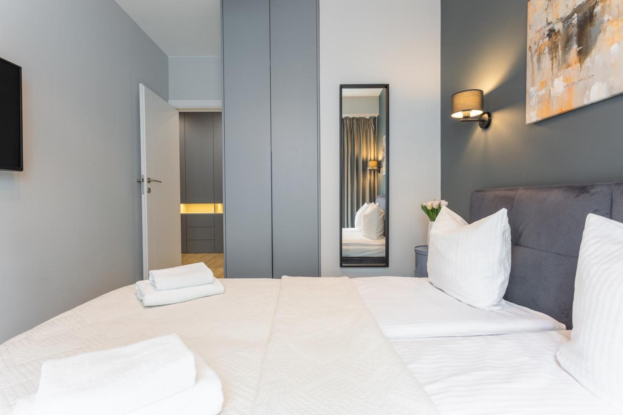 Golden Apartments Warsaw - Luxury Building With Terrace On The Roof - Sienna Str Экстерьер фото